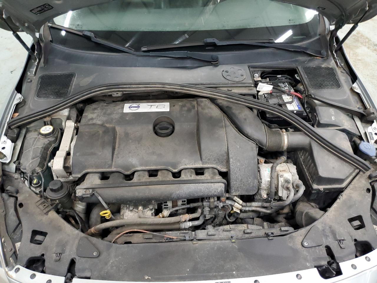 yv1902fh8b2016433 YV1902FH8B2016433 2011 Volvo S60 T6