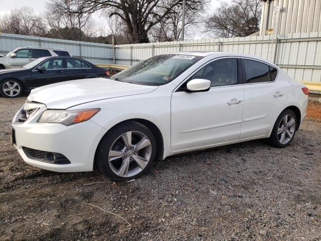 2013 Acura ILX 