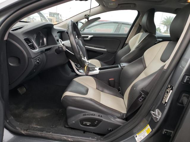 2016 VOLVO S60 CROSS YV4612UM1G2000858