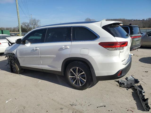 VIN 5TDJZRFH3KS741500 2019 Toyota Highlander, SE no.2