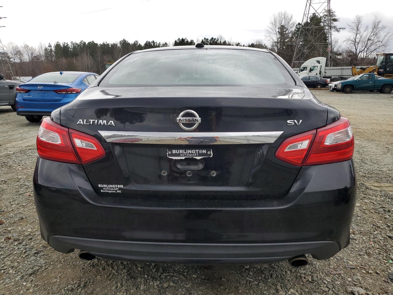 1N4AL3AP5HC256689 2017 Nissan Altima 2.5