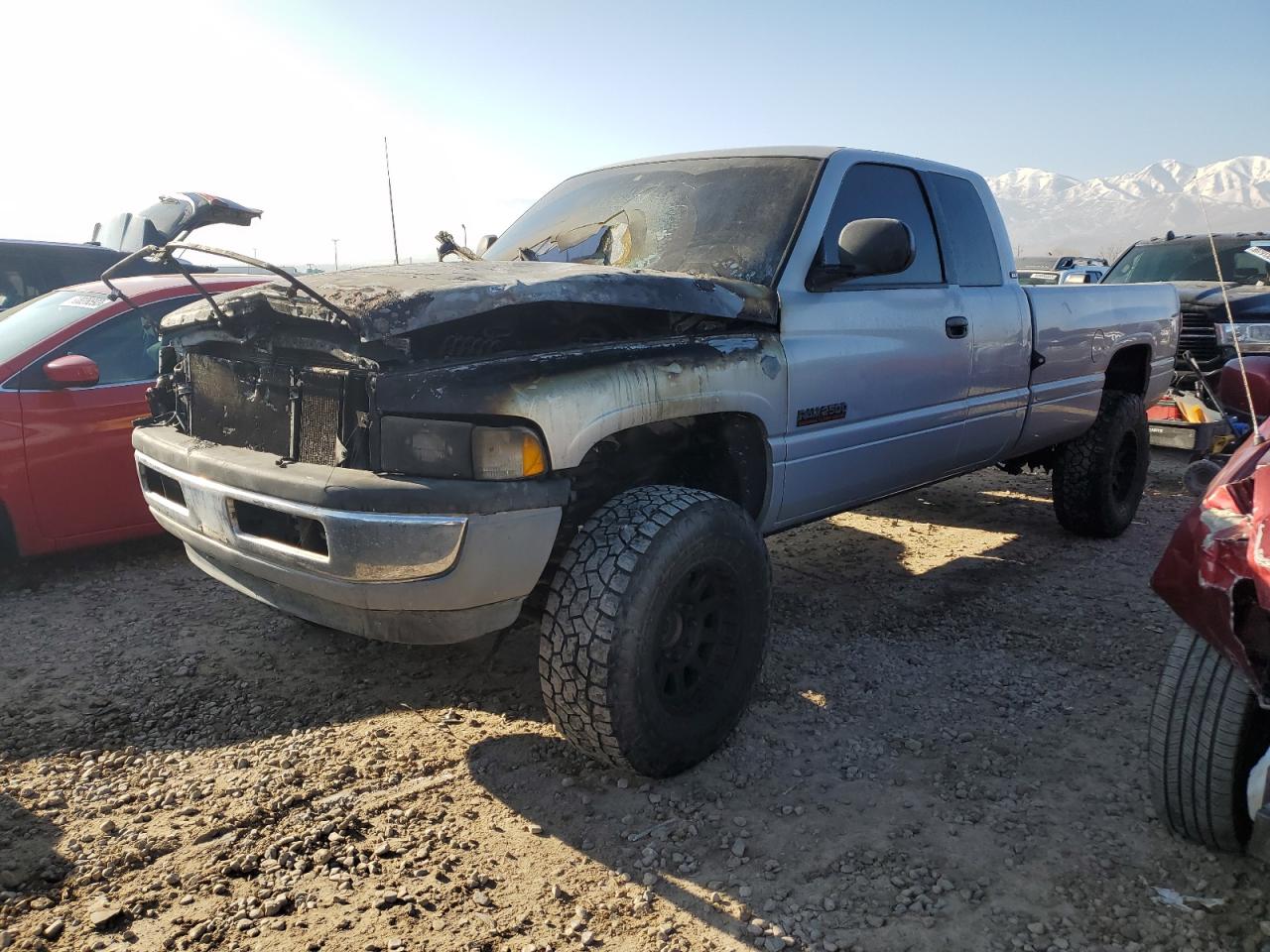 1B7KF23D1WJ149067 1998 Dodge Ram 2500