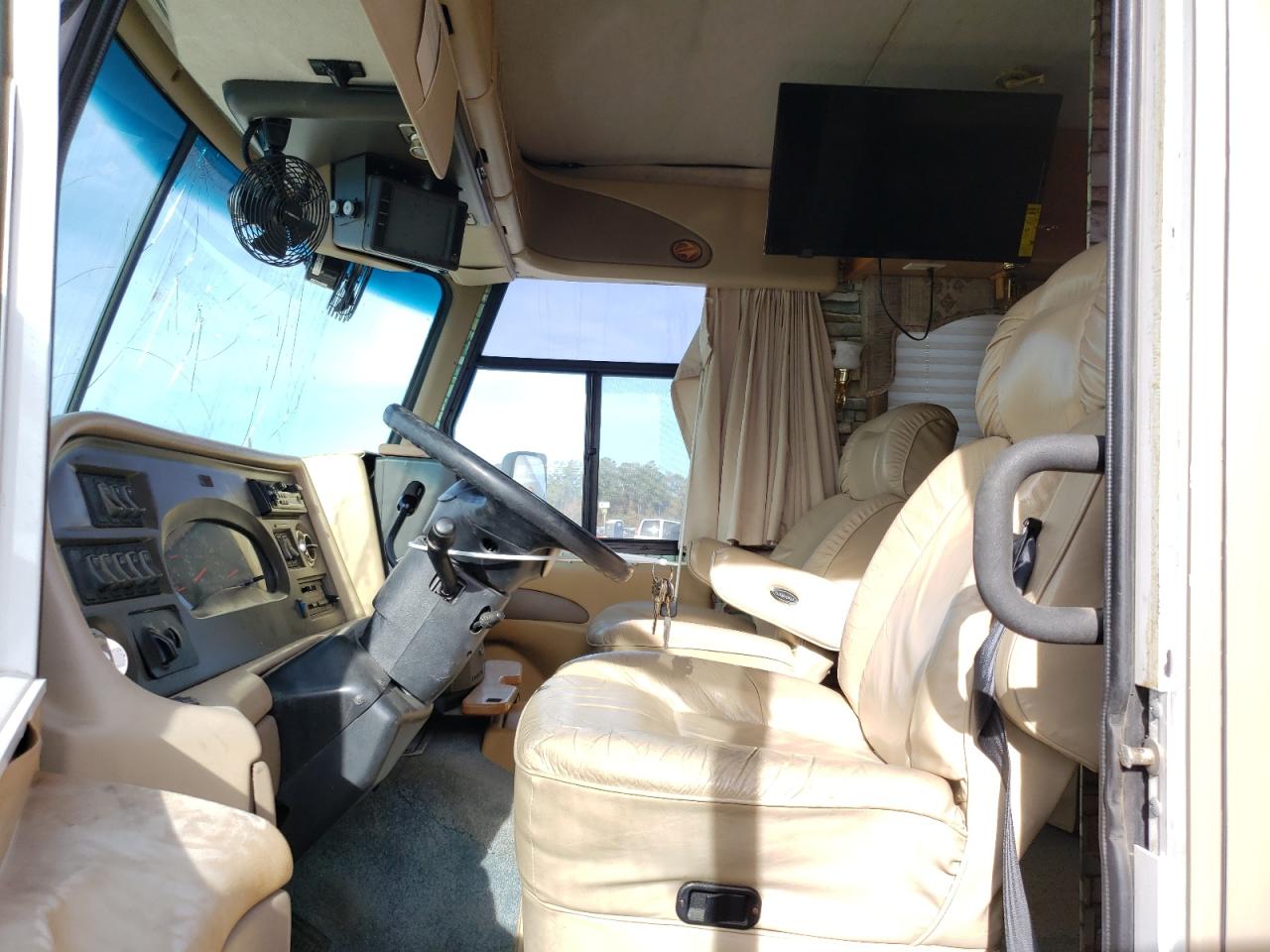 3FCNF53S7YJA10159 2000 Ford F550 Super Duty Stripped Chassis