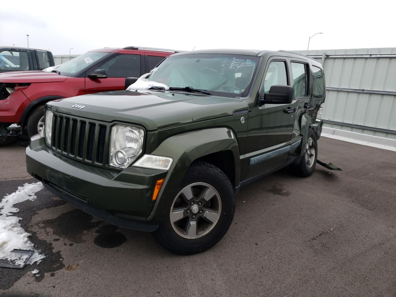 1J8GN28K18W188823 2008 Jeep Liberty Sport