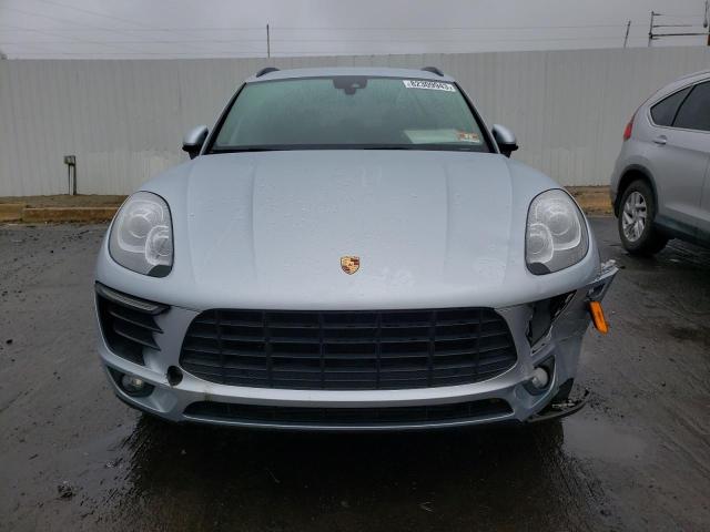 VIN WP1AA2A55HLB08937 2017 Porsche Macan no.5