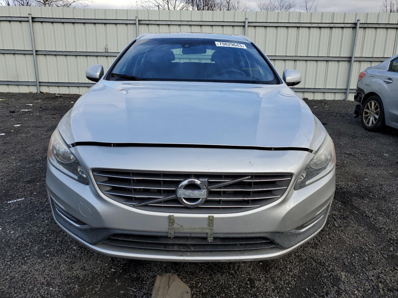 YV1612SB5F1202475 2015 Volvo V60 Premier