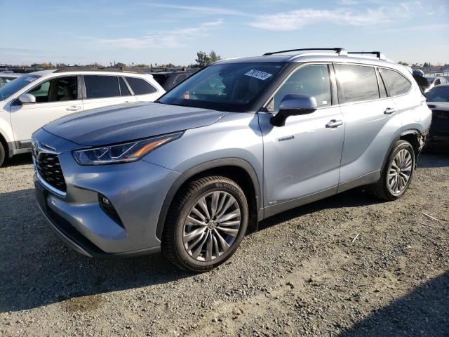 2021 Toyota Highlander Hybrid Platinum