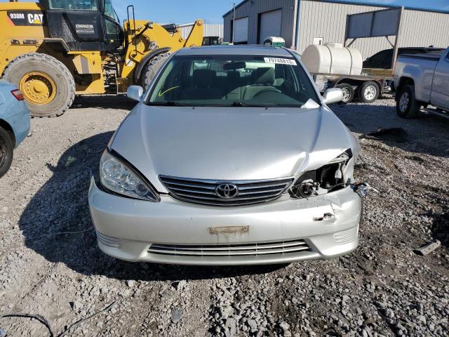 2005 Toyota Camry Le VIN: 4T1BE32K55U984591 Lot: 79748813