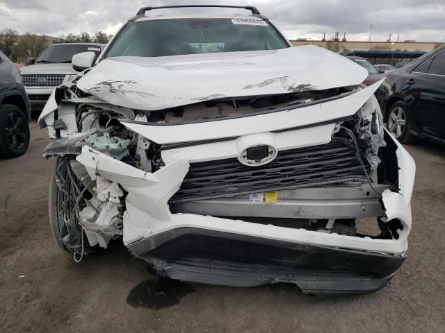 Lot #2438462507 2019 TOYOTA RAV4 XLE salvage car