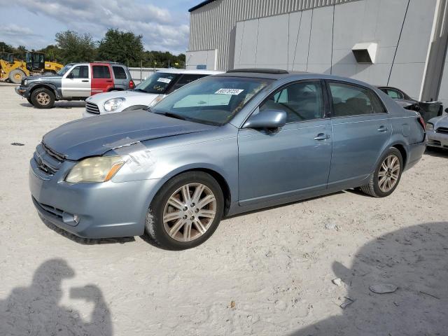 2005 Toyota Avalon XL