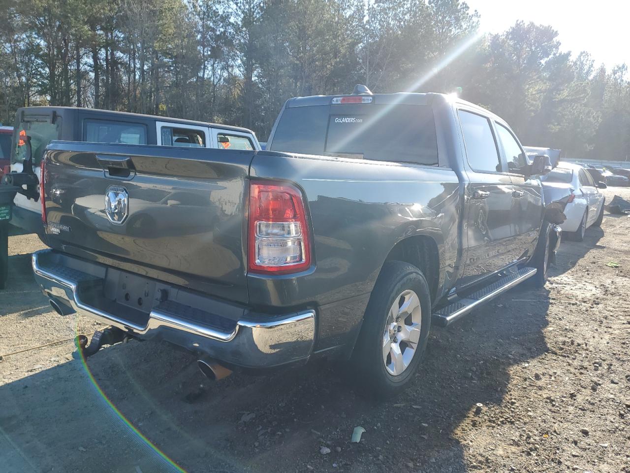 2022 RAM 1500 BIG H 5.7L  8(VIN: 1C6RREFT8NN113353