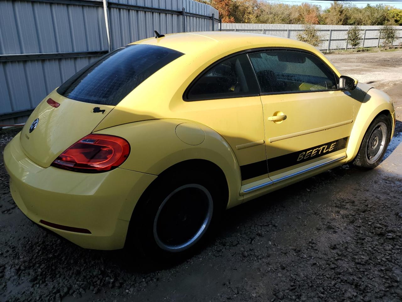 3VWJX7AT5CM611187 2012 Volkswagen Beetle