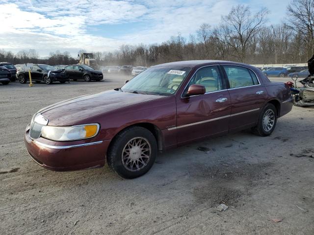 2000 Lincoln Town Car Executive