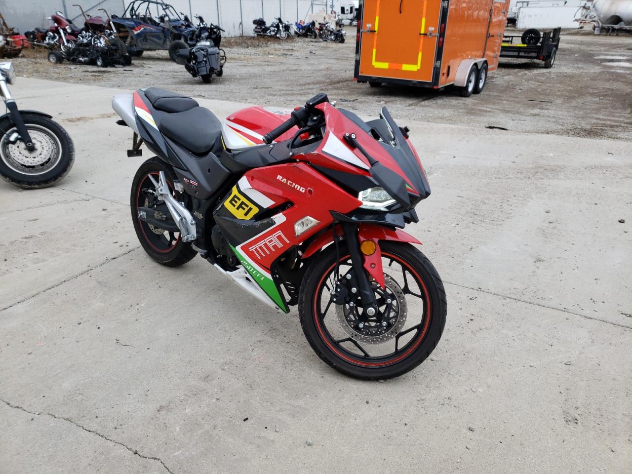 H0DPBFGA1NX030003 MOTO TITAN 2022