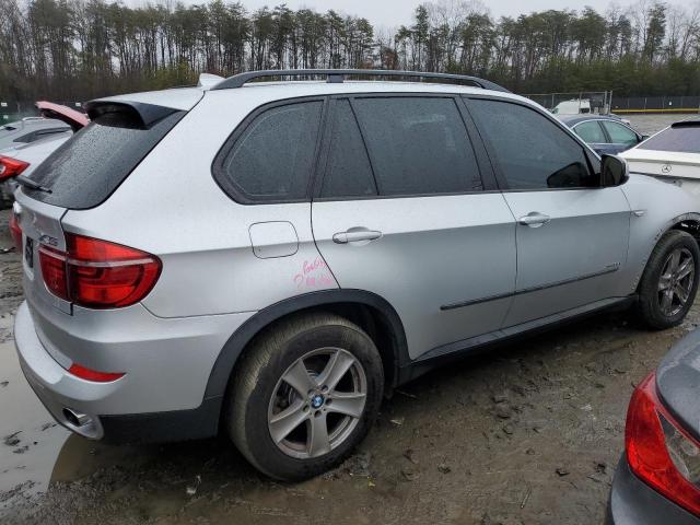 VIN 5UXZV4C56D0B01784 2013 BMW X5, Xdrive35I no.3