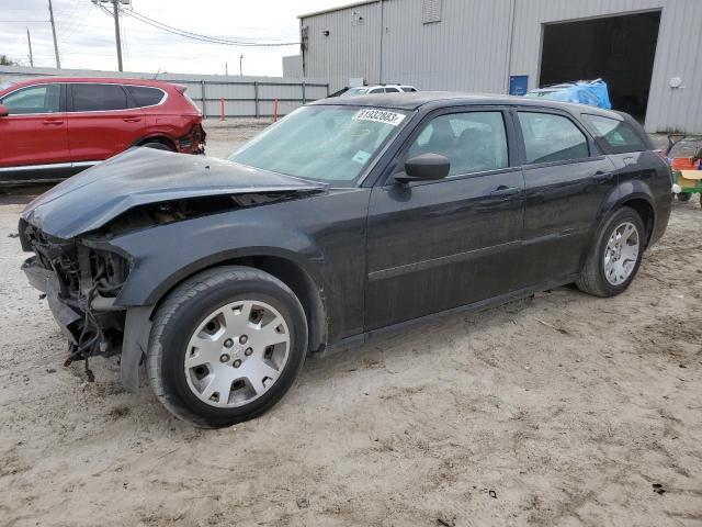 2005 Dodge Magnum SE