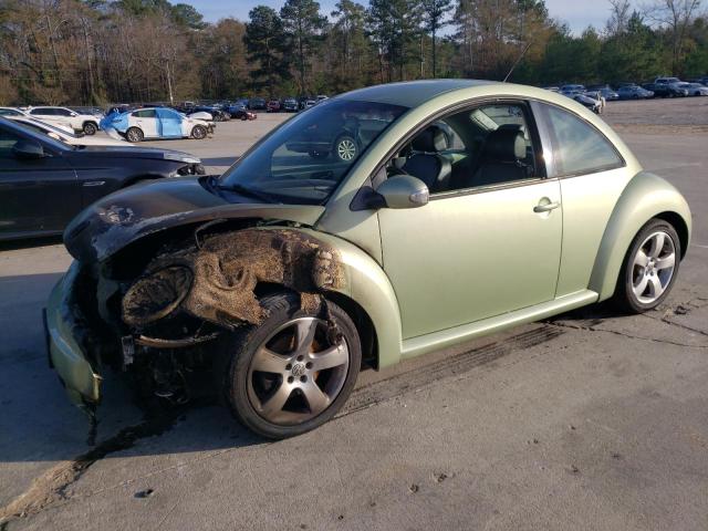 2010 Volkswagen New Beetle 