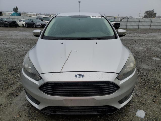 VIN 1FADP3FE0HL285199 2017 Ford Focus, SE no.5