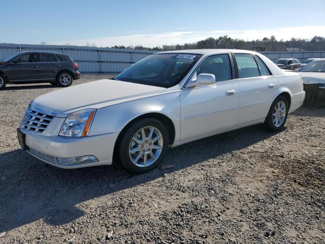 2010 Cadillac DTS Luxury Collection