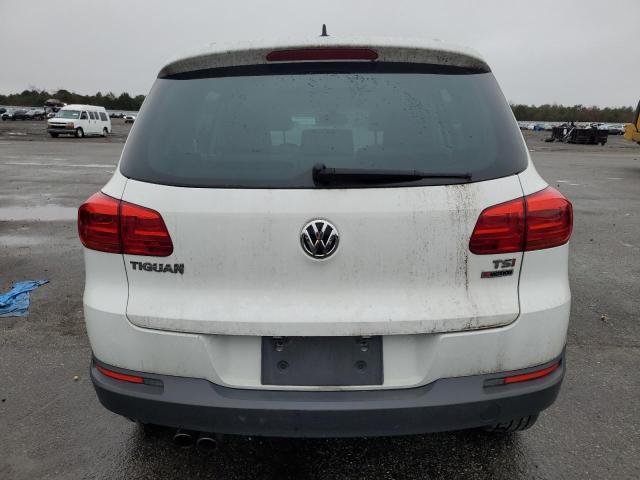 2017 Volkswagen Tiguan Wolfsburg VIN: WVGSV7AX4HK016258 Lot: 81828633