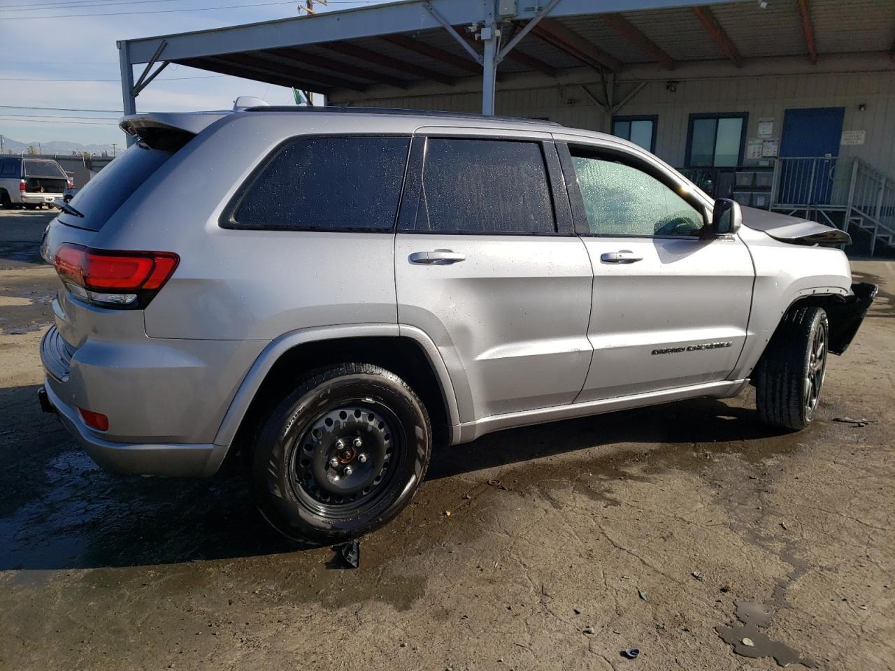 1C4RJEAG2MC518158 2021 Jeep Grand Cherokee Laredo