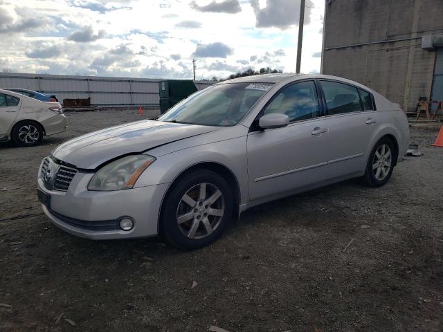 2004 Nissan Maxima SE