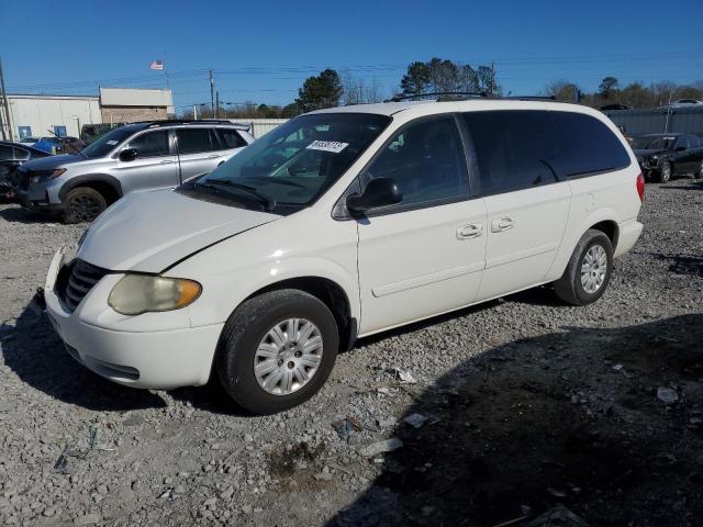 2005 Chrysler Town & Country LX