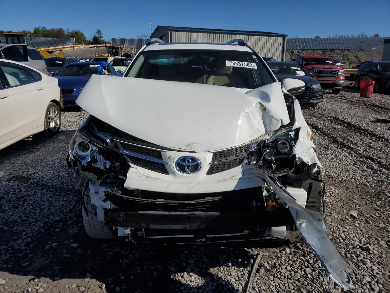 JTMWFREV5EJ020568 2014 Toyota Rav4 Xle