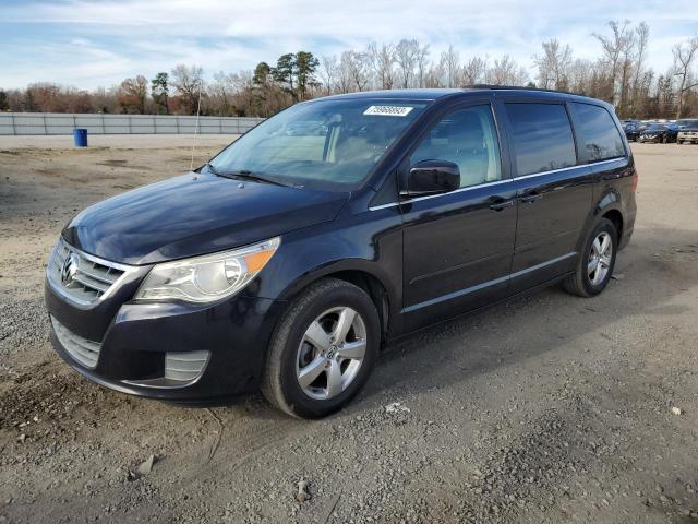 2011 Volkswagen Routan SE