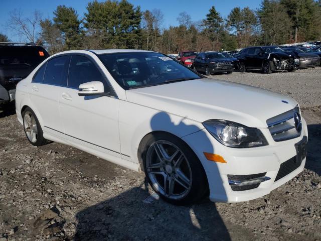 VIN WDDGF8AB4DR244303 2013 Mercedes-Benz C-Class, 3... no.4