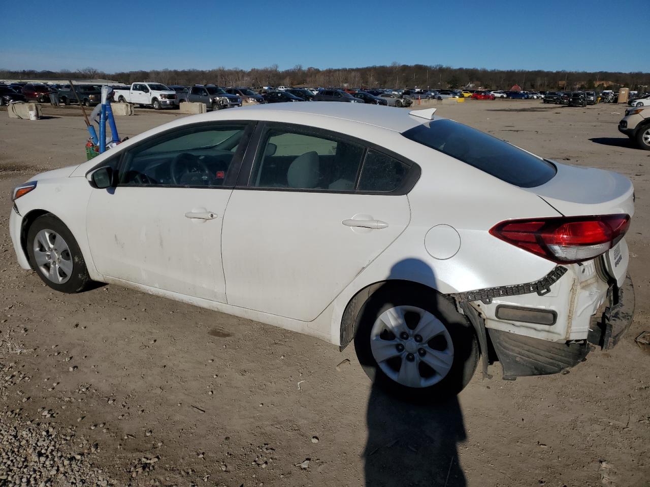 2018 Kia Forte Lx vin: 3KPFL4A72JE264088