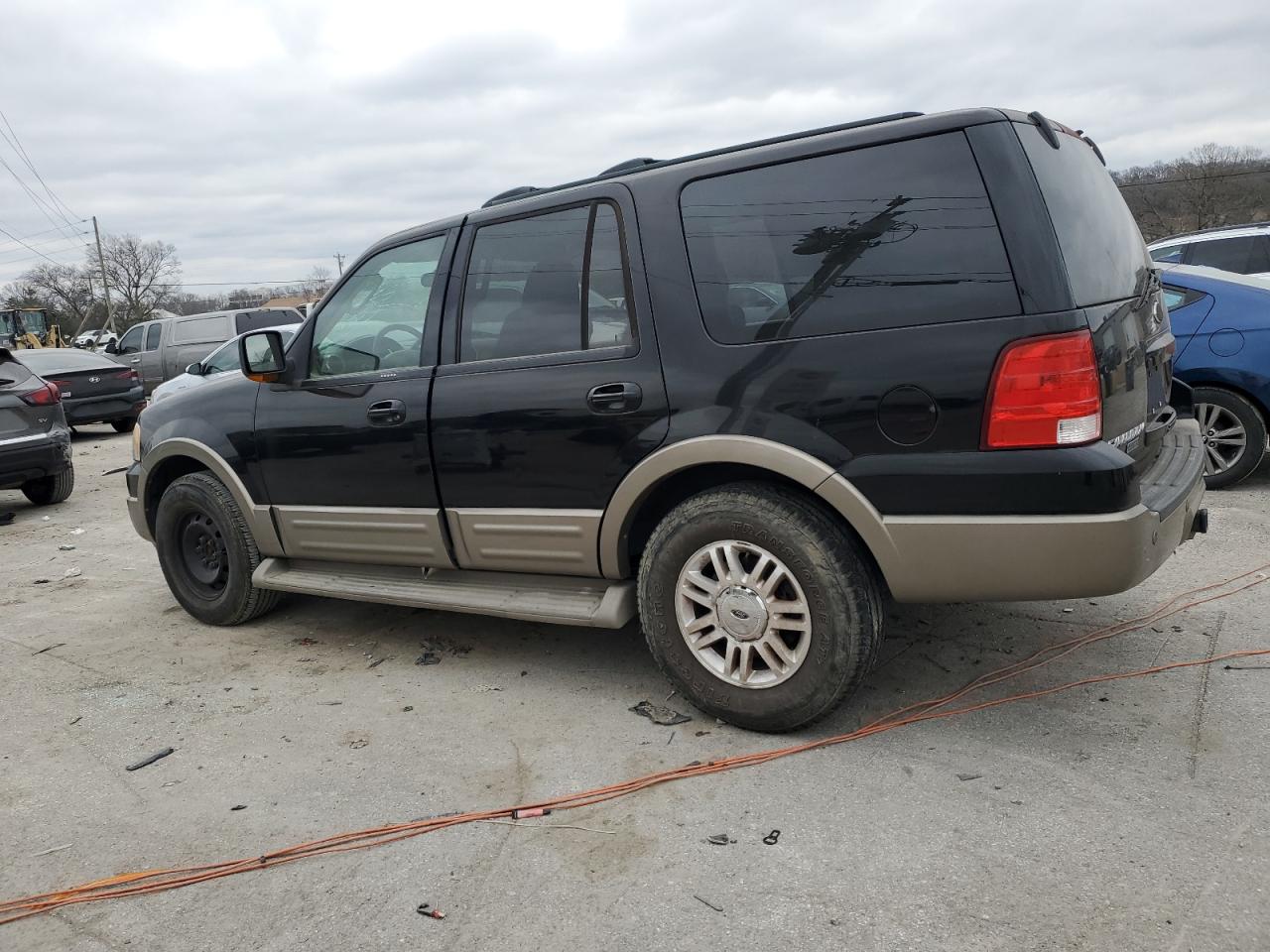 Lot #3028539965 2004 FORD EXPEDITION