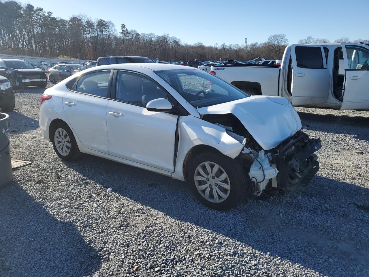 3KPC24A38KE046743 2019 Hyundai Accent Se