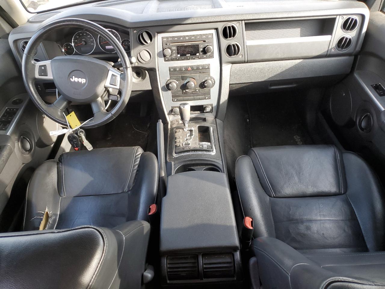1j8hg48n48c241598 1J8HG48N48C241598 2008 Jeep Commander Sport