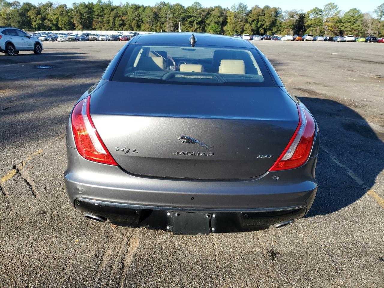 SAJWA2G7XJ8W13625 2018 Jaguar Xjl Portfolio