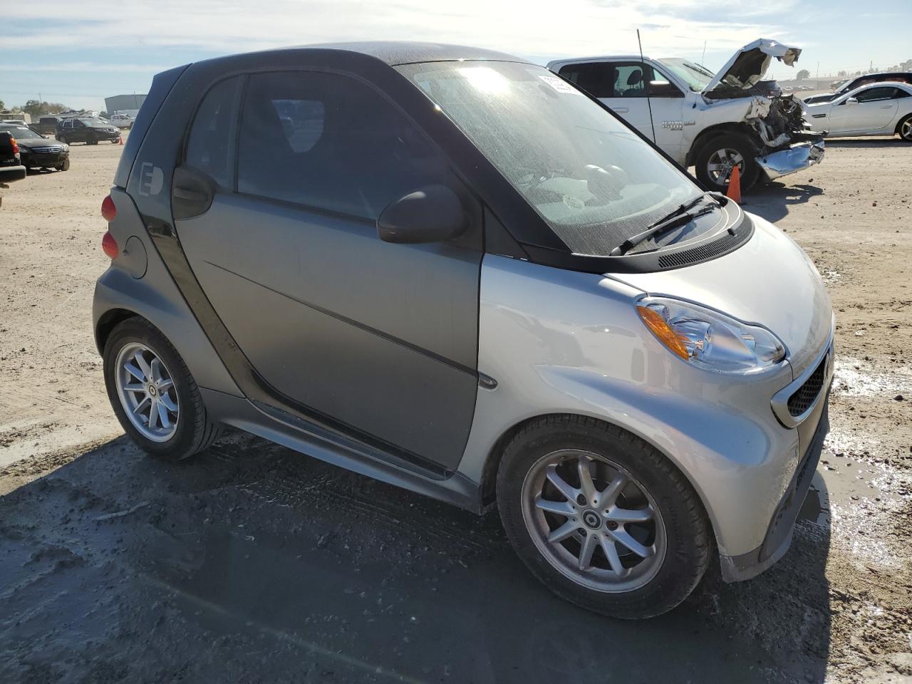 2016 Smart Fortwo vin: WMEEJ9AA2GK842238