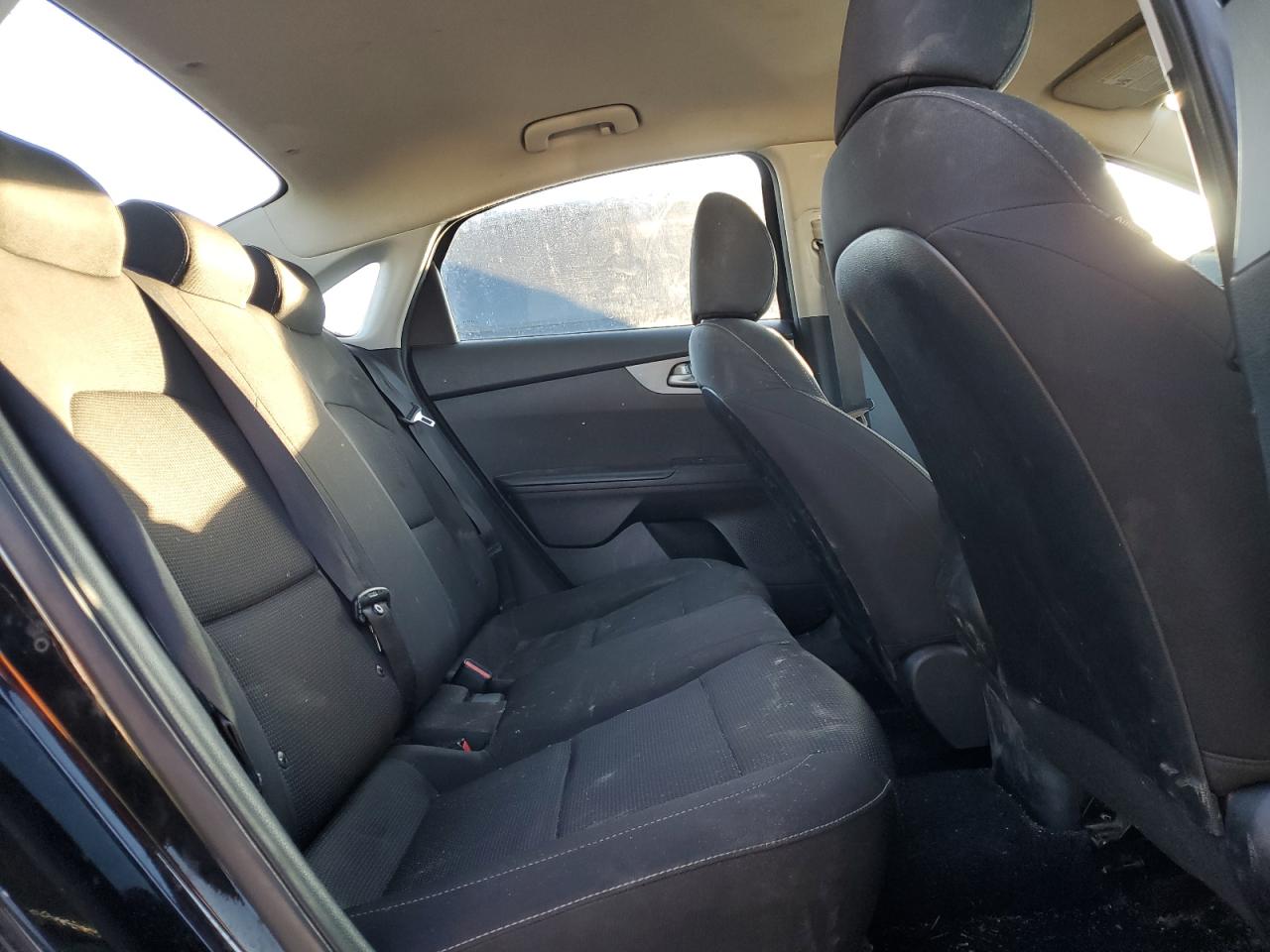 3KPF24AD8KE012789 2019 Kia Forte Fe