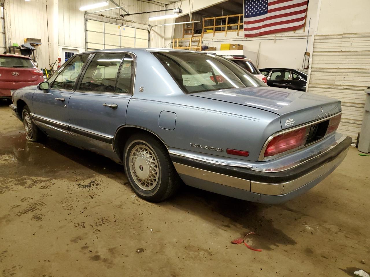 1G4CW53L8P1618553 1993 Buick Park Avenue