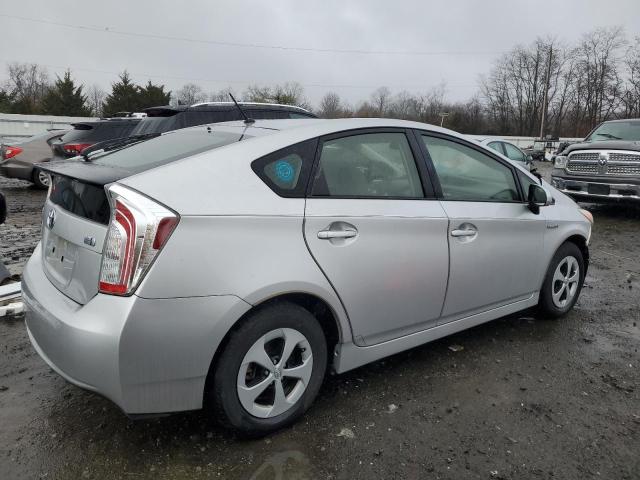 JTDKN3DU2F0468944 | 2015 TOYOTA PRIUS