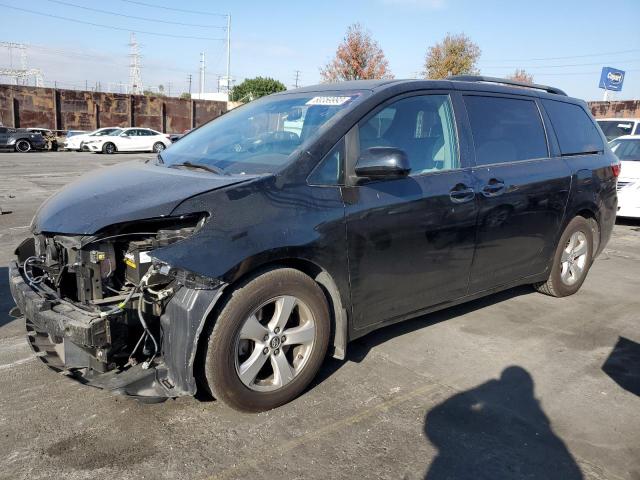 2018 Toyota Sienna LE