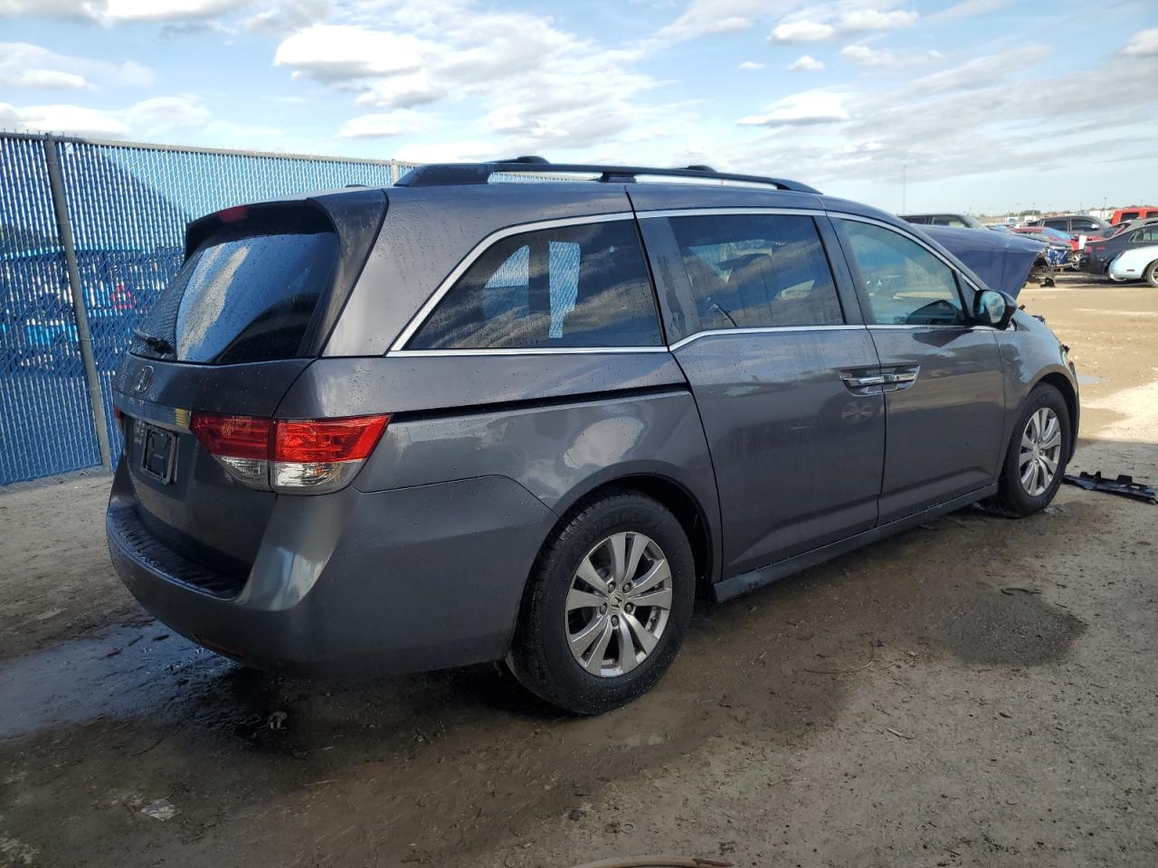 5FNRL5H67FB058671 2015 Honda Odyssey Exl