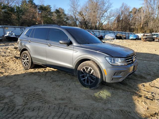 3VV2B7AX8KM084061 | 2019 Volkswagen tiguan se