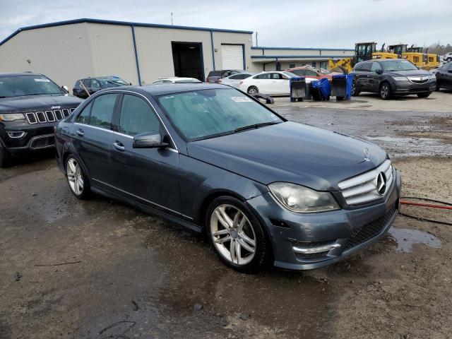 VIN WDDGF4HB0DA769260 2013 Mercedes-Benz C-Class, 250 no.4