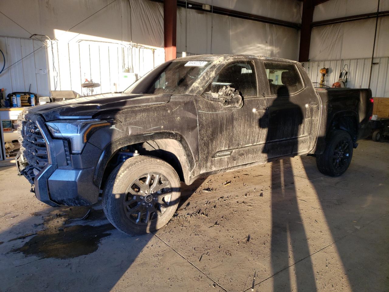 TOYOTA TUNDRA CREWMAX PLATINUM