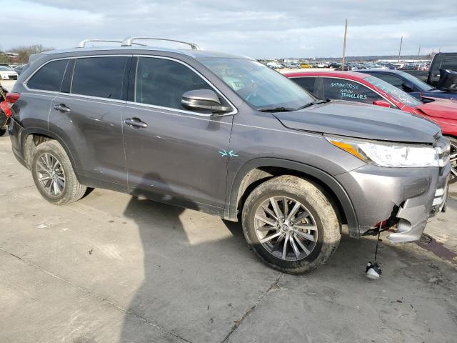 VIN 5TDKZRFH3KS356202 2019 Toyota Highlander, SE no.4