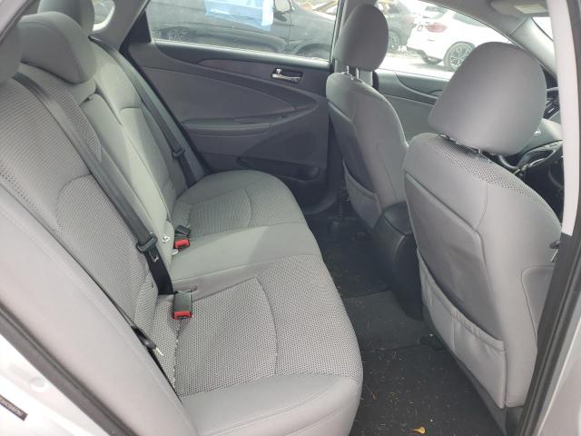 2013 Hyundai Sonata - Image 10
