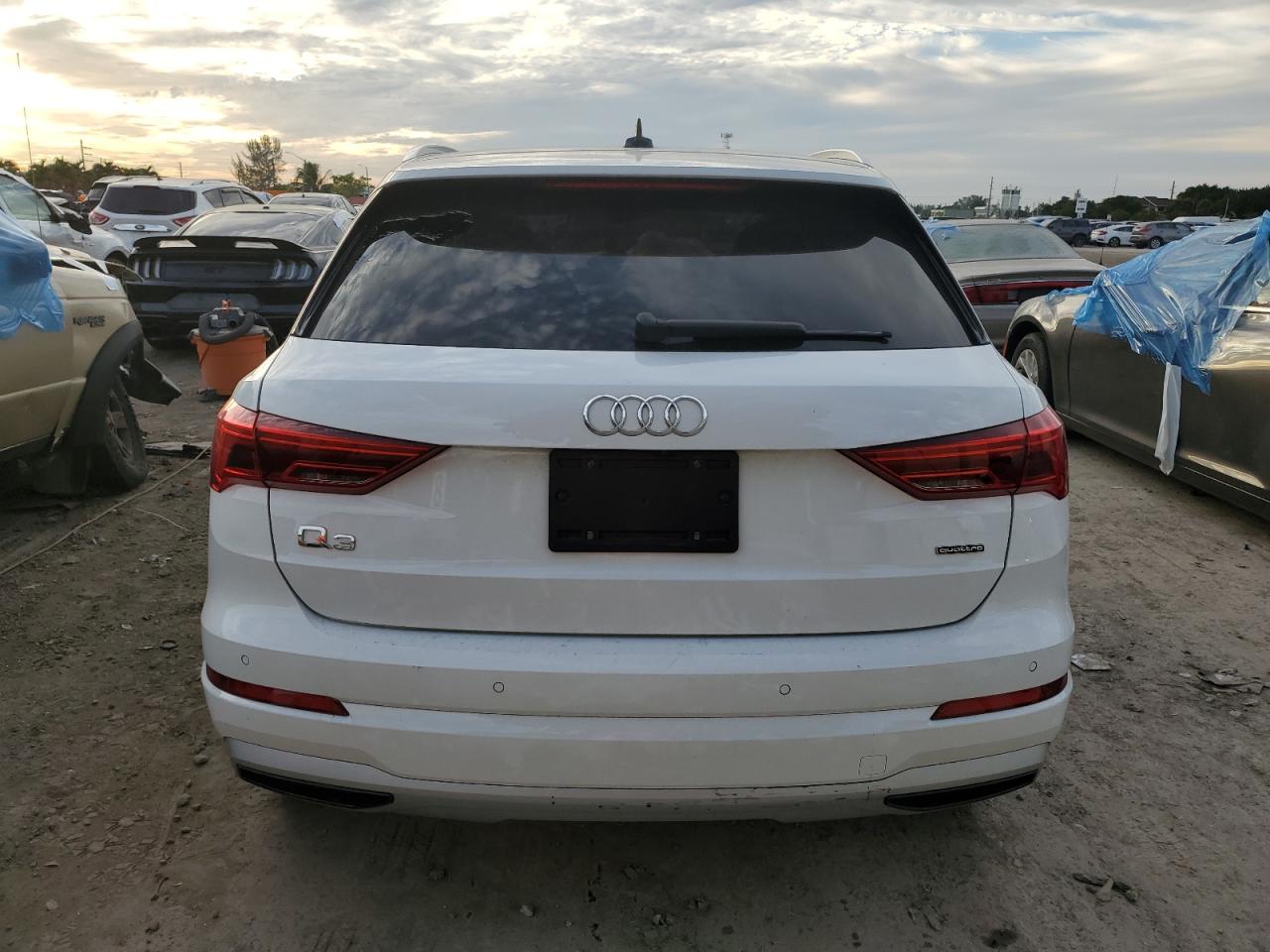 WA1AUCF32N1110586 2022 Audi Q3 Premium 40