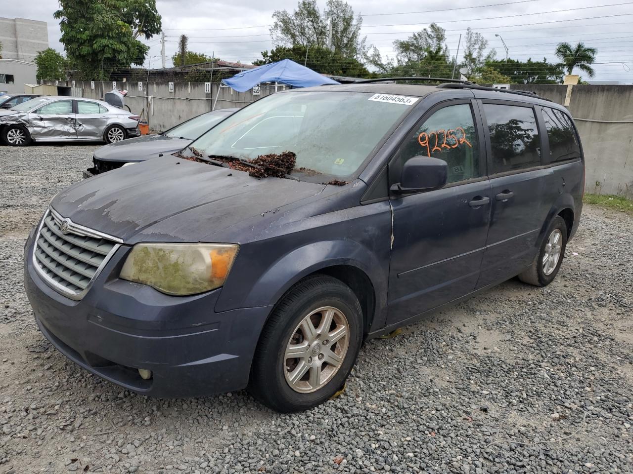 2008 Chrysler Town   Cou 3.3L for Sale in Opa Locka, FL - Mechanical