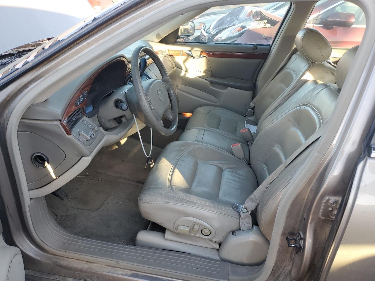 1G6KD57Y82U168876 2002 Cadillac Deville