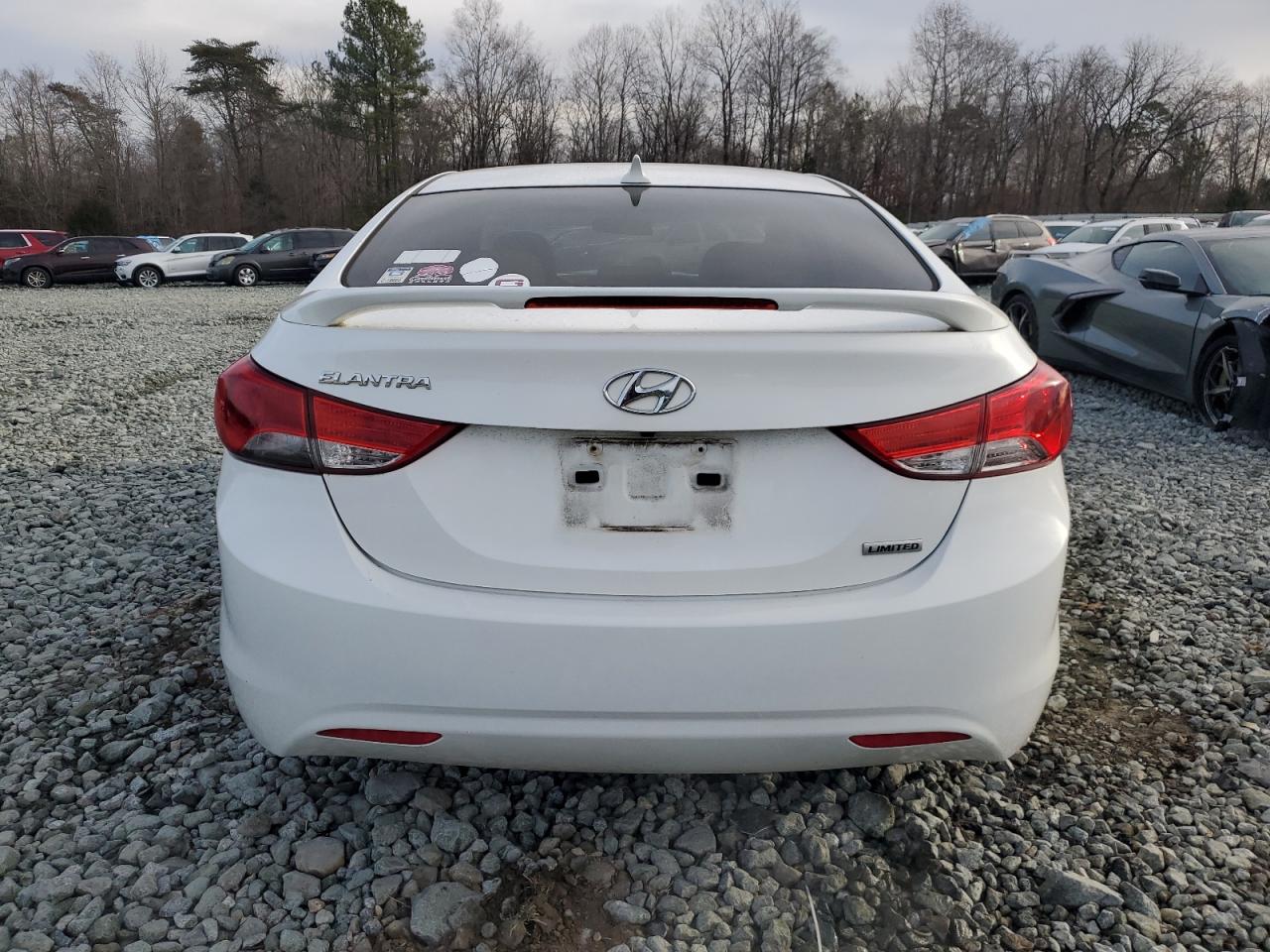 5NPDH4AE9DH398376 2013 Hyundai Elantra Gls